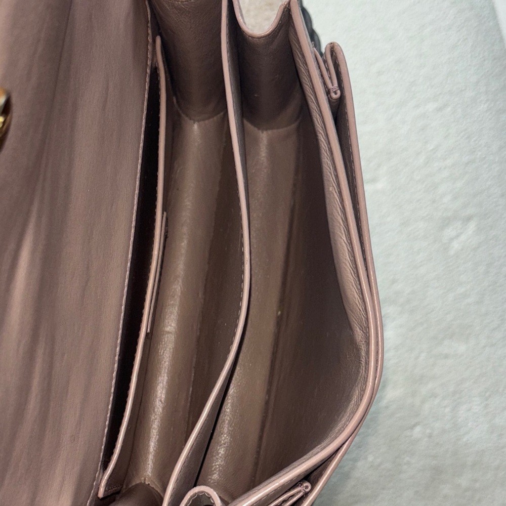Saint Laurent SUNSET MEDIUM IN SMOOTH LEATHER
DARK BEIGE - Picture 9 of 13